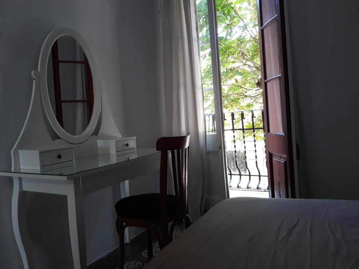 Casa Olivera- Apartament Al Passeig Font Vella سانت إلاري ساكالم المظهر الخارجي الصورة