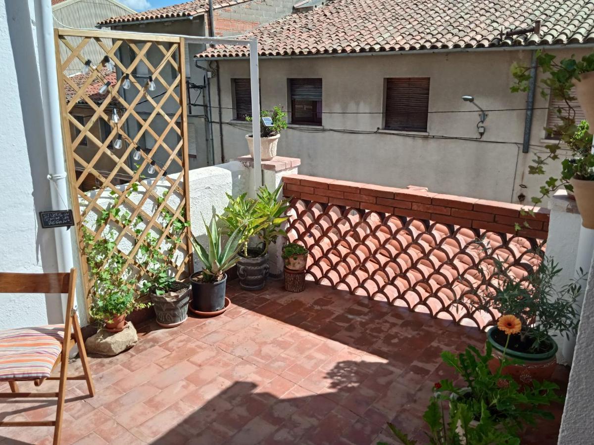 Casa Olivera- Apartament Al Passeig Font Vella سانت إلاري ساكالم المظهر الخارجي الصورة